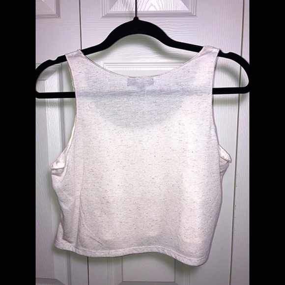 NWOT- CROTCHET CROP TOP - Picture 2 of 5